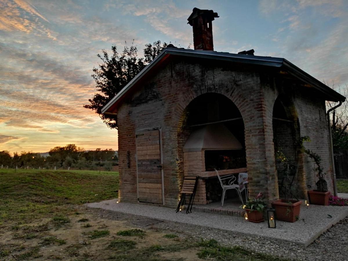 Agriturismo "La Fondazza" Vila Imola Exterior foto